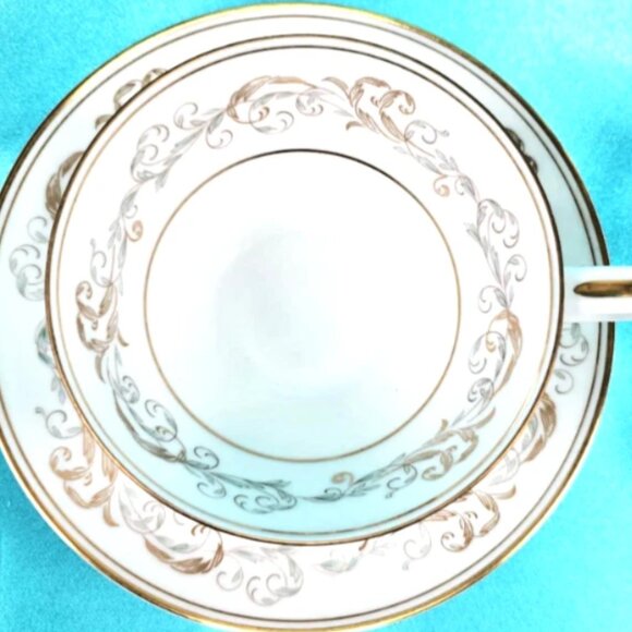 Noritake “Stanwyck” Cup & Saucer Set (4 Cups + 4 Saucers) - Picture 8 of 11